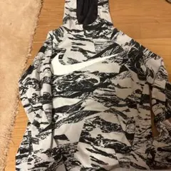 NIKE キッズ パーカー モノトーン 総柄