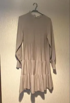 最終値下げApuweiser-richeレース付きニットワンピースピンクベージュ