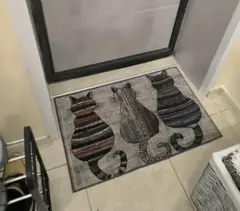 猫柄マット　40×60cm 　滑り止めパッド4枚付き