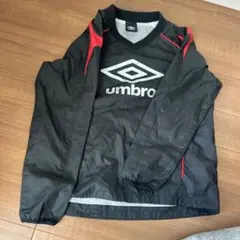 umbro ピステ ウィンドブレーカー サイズ140
