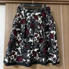 エムズグレイシー　お花スカート