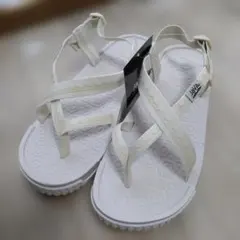 Item thumbnail for item e916f5df-0b89-4aae-9e19-3363d53643b9