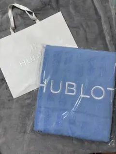 ウブロ HUBLOT 大判ビーチタオル ブランケット 厚手 ライトブルー 非売品のサムネイル