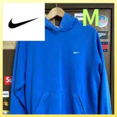 Nike 青 Mサイズ パーカー