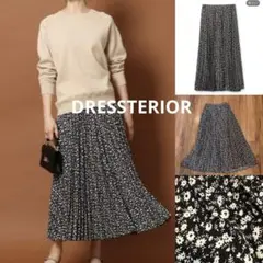 DRESSTERIOR ドレステリア　フラワープリントプリーツスカート　黒36のサムネイル