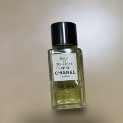 CHANEL EAU DE TOILETTE Ｎ°19 19ml