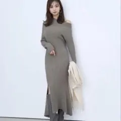 【美品✨】SNIDEL スナイデル　オフショルダー長袖ニットワンピース