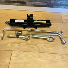 TOYOTA トヨタ 純正パンタグラフジャッキセット　 車載工具