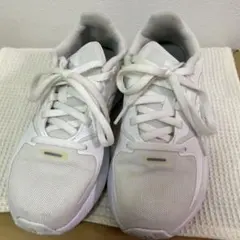 adidasスニーカー
