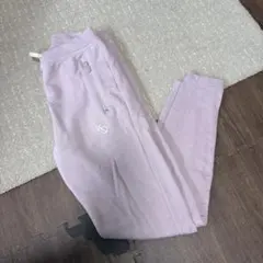 Item thumbnail for item 801c93e5-e082-40c3-b562-a6ff7e7f0be0