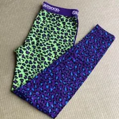 OUTDOOR レギンス 緑紫豹柄 アウトドアのサムネイル