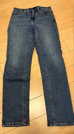 ストレッチスリムストレートジーンズ　ユニクロ