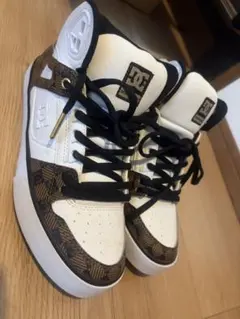 DC SHOES ハイカットスニーカー ブラウン ホワイトのサムネイル