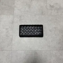 BOTTEGA VENETA イントレチャート ラージ フラップウォレット 黒