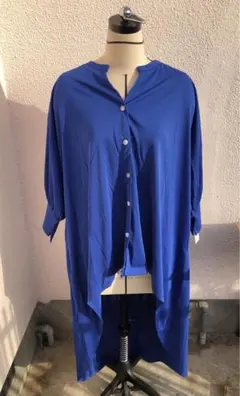 【新品未使用】ブルー　ロングシャツ　シワになりにくい