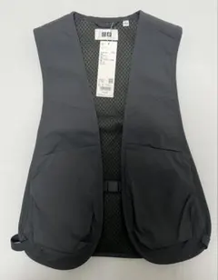 【新品未使用】ユニクロ UNIQLO ユーティリティベスト ダークグレー Lのサムネイル