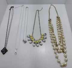 美品　キラキラ アクセサリー　まとめ売り ネックレス ピアス