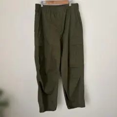 GUスーパーワイドカーゴパンツ カーキ　Mサイズ