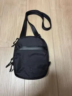 新品未使用】tomtoc T37 ショルダーバッグ オリーブ X-Pac - メルカリ
