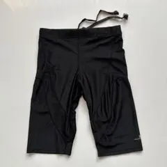 ブラックショートパンツ インナータイツ