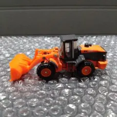 トミカお仕事大図鑑トミカくじⅫです。日立建機ホイールローダー除雪車