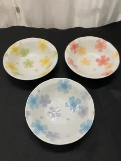 【未使用】市田ひろみ 美濃焼 桜柄 小鉢 3個セット 和食器のサムネイル