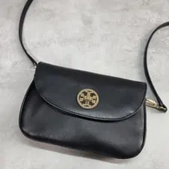 美品 トリーバーチ ショルダーバッグ クロスボディ ロゴ金具 ターンロックのサムネイル