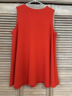 ノースリーブ チュニック　Aライン　エンボス加工　フリーサイズ