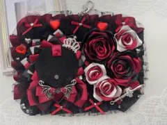 痛ロゼット／赤×黒／1点限り／即購入大歓迎／匿名配送