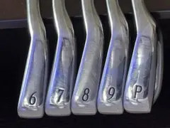 ゼクシオ13アイアンセット 6番 7番 8番 9番 P 5本セットのサムネイル