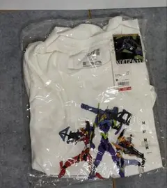 ⁠【新品未使用】UNIQLOエヴァUT TシャツMサイズ 初号機 零号機 弐号機