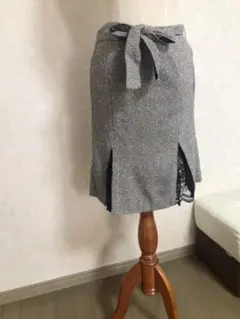 アプワイザーリッシェ　アンゴラ混　膝丈リボンベルト付きスカート　 ①い