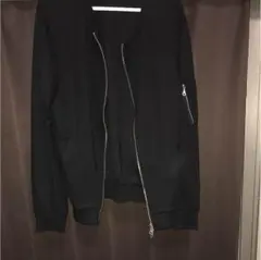 ブラック ブルゾン