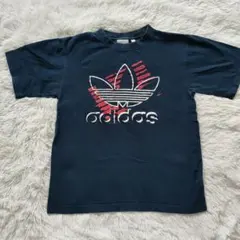 アディダスTシャツadidas　カジュアルウェアとしても