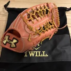 アンダーアーマー　硬式クローブ　外野手用