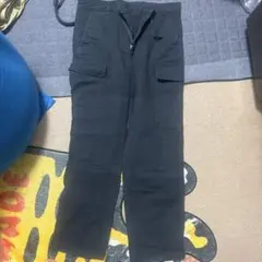 カーゴパンツ