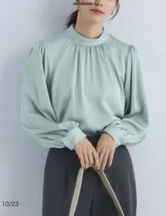 【美品】green label relaxing サテンスタンドギャザーブラウス