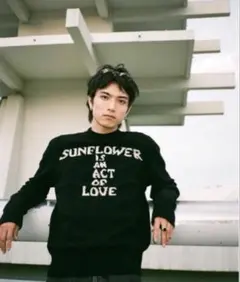 M*】様 23aw SUNFLOWER ムーンテキストニット　新品未使用　アワーのサムネイル