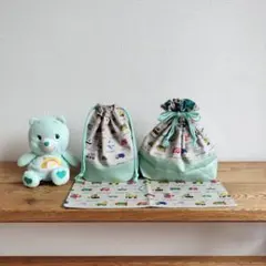 ハンドメイド☆ランチ3点セット　ピクセルはたらく車ライトグレー×ウィローグリーン