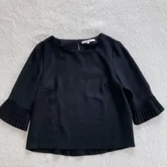 UNTITLED アンタイトル　プリーツスリーブ　ブラウス　プルオーバー　42