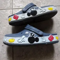 クロックス ミッキー　サンダル ネイビー　M4 /W6 (22cm)