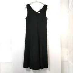 UNTITLEDブラック ノースリーブ Vネック ロングワンピースM