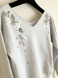4/20限定セール！Will Selection✨くすみ水色グレー系刺繍ニットMのサムネイル