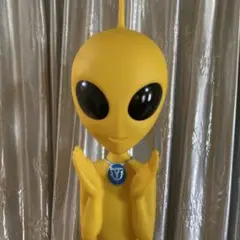 日清カップヌードル UT 宇宙人 ライト 看板 娘 目立つ イベント ハロウィン