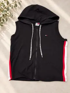 TOMMY JEANS ノースリーブパーカー ブラック