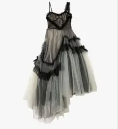 theredthread V tulle dress long - メルカリ