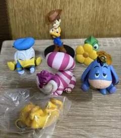 ディズニー　ガチャ　いろいろ