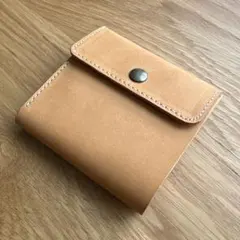 ビ*ー様 イタリアンレザー　三つ折りコンパクト財布