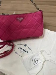 PRADA NYLON キルティング チェーン ハンドバッグ ピンク　美品