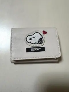 SNOOPY ミニウォレット　三つ折り財布のサムネイル
